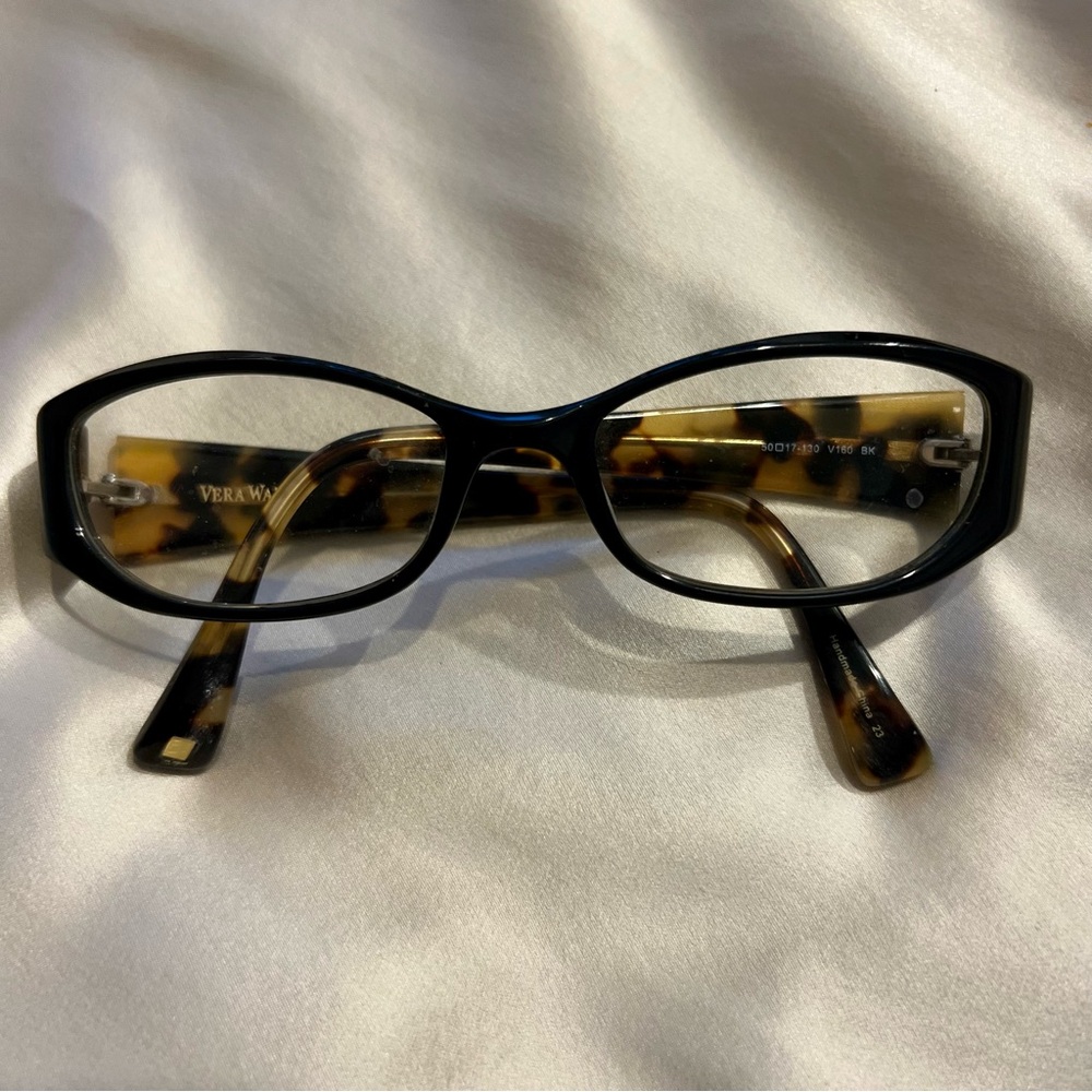 Vera Wang Frames. Excellent Condition. Y2k. Almos… - image 1